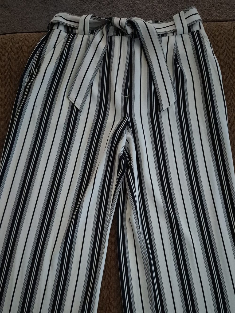 H&M Black and White Striped Tie-Waist Pants